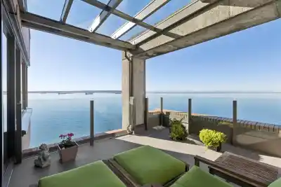 9 2250 BELLEVUE AVENUE, West Vancouver BC V7V 1C6