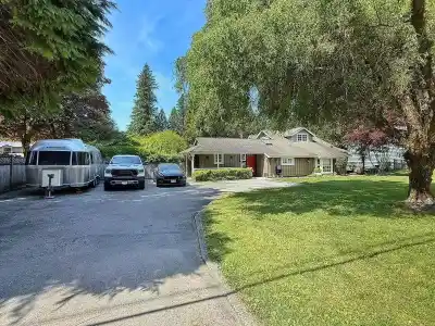 12239 SKILLEN STREET, Maple Ridge BC V2X 4X4