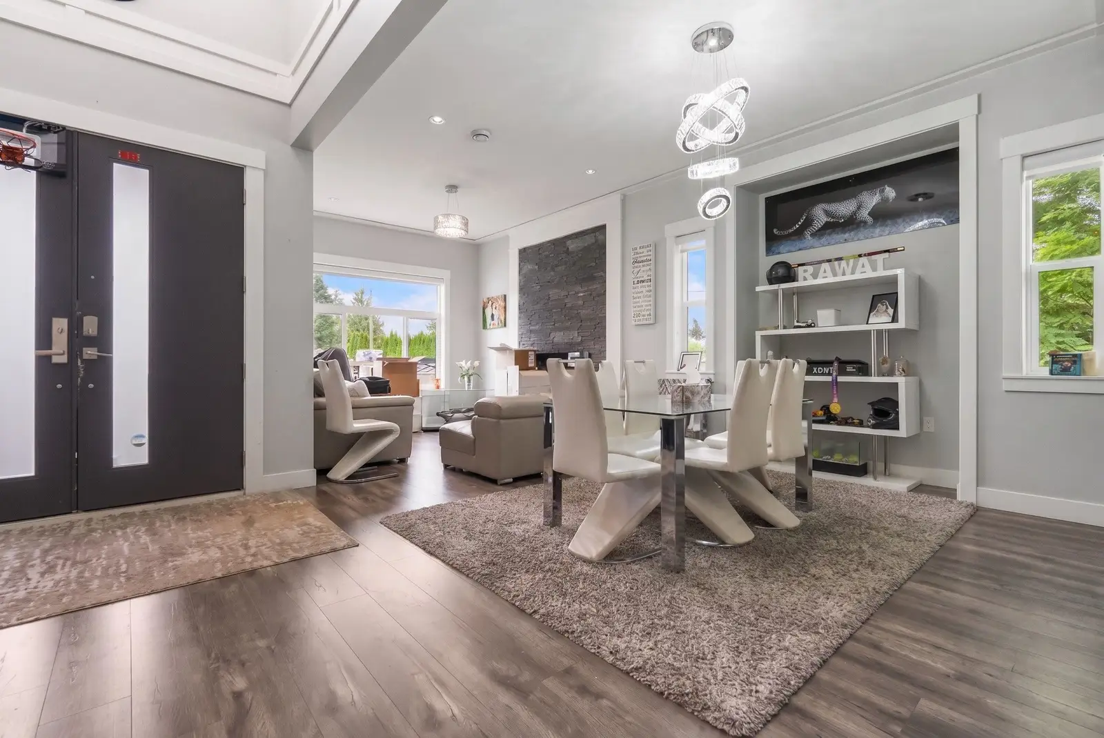 14017 110 AVENUE, Surrey BC V3R 1Z3