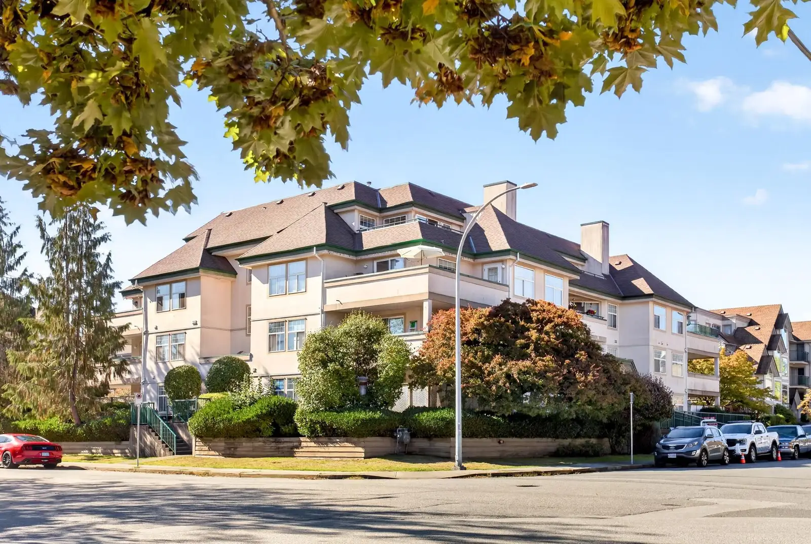 202 1618 GRANT AVENUE, Port Coquitlam BC V3B 1P3