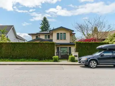 1260 KINGS AVENUE, West Vancouver BC V7T 2C4