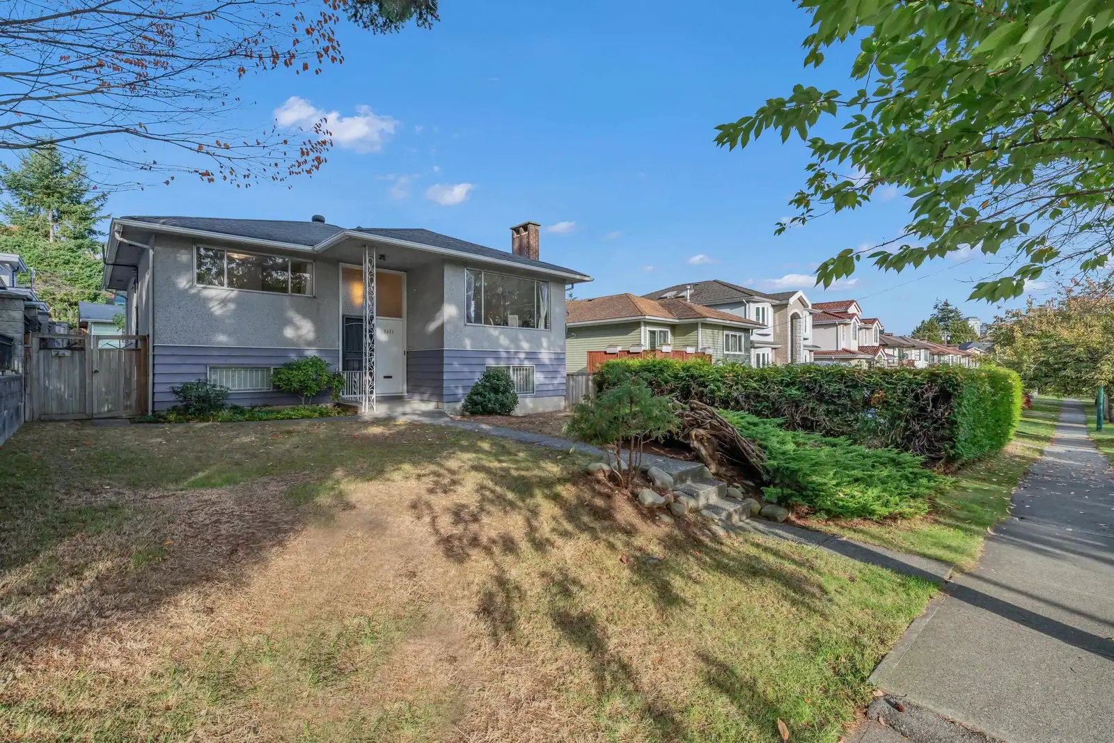 3631 WELLINGTON AVENUE, Vancouver BC V5R 4Z4
