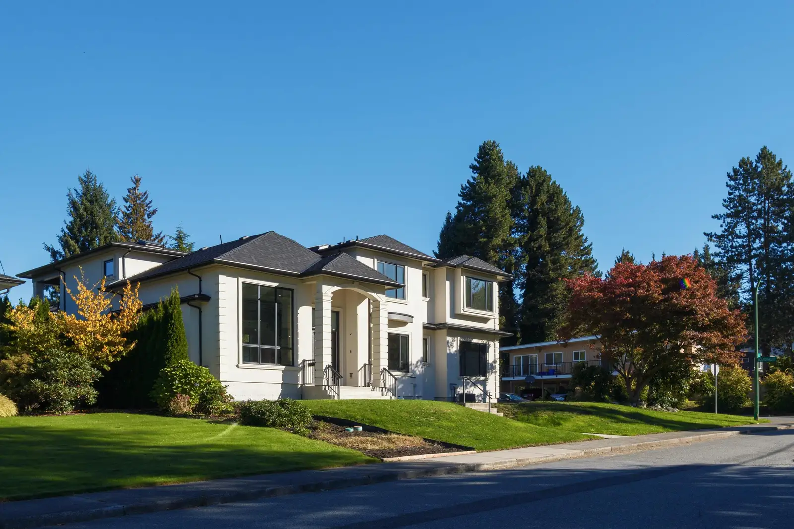 7129 BUFFALO STREET, Burnaby BC V5A 1Y8
