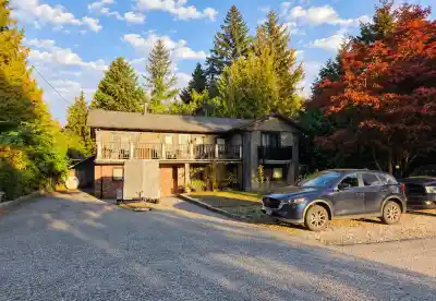 10154 144A STREET, Surrey BC V3R 3P8