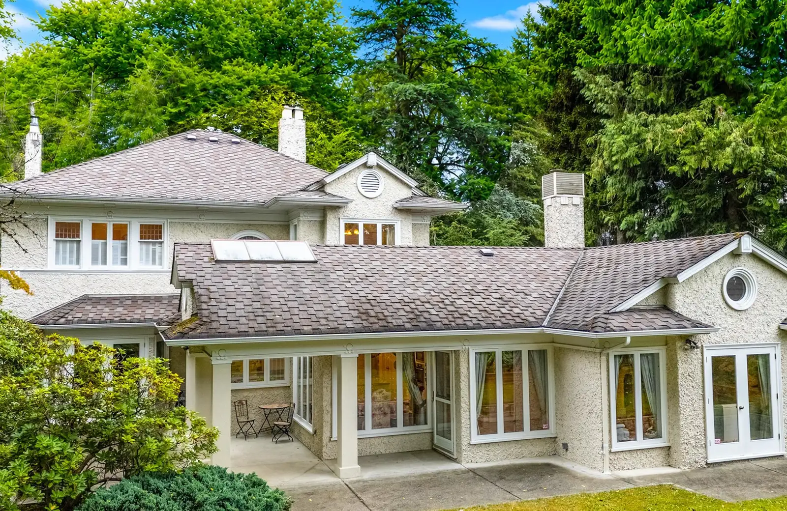 1588 W 29TH AVENUE, Vancouver BC V6J 2Z2