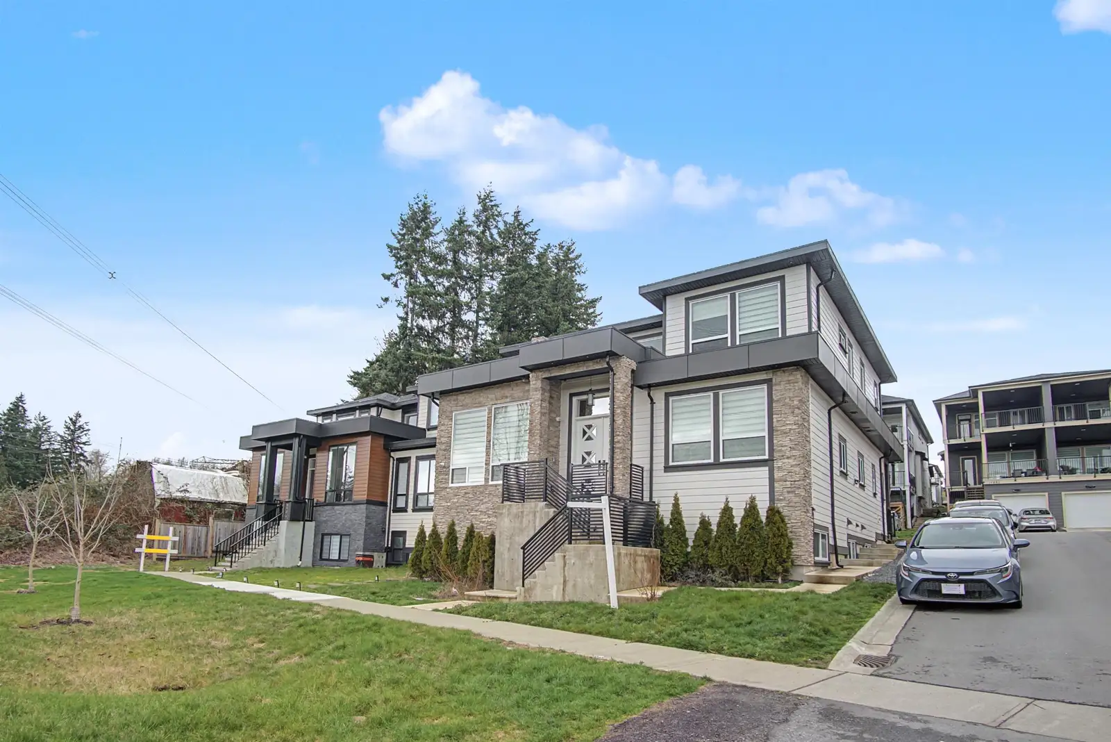 16685 15A AVENUE, Surrey BC V3S 9X7