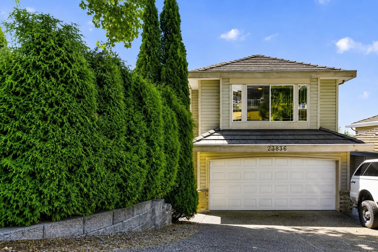 23836 ZERON AVENUE, Maple Ridge BC V2W 1E3