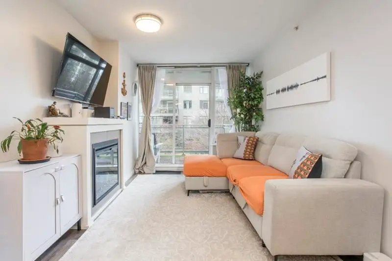 1009 888 CARNARVON STREET, New Westminster BC V3M 0C6