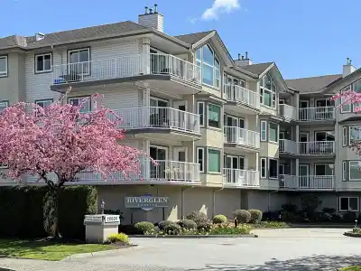 118 20600 53A AVENUE, Langley BC V3A 8C2