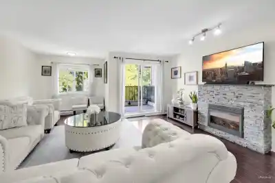 110 13368 72 AVENUE, Surrey BC V3W 2N6