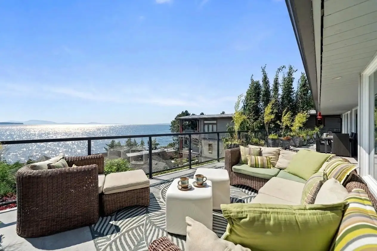 14380 SUNSET DRIVE, White Rock BC V4B 2V5