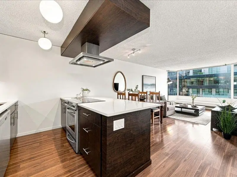608 1330 HORNBY STREET, Vancouver BC V6Z 1W5