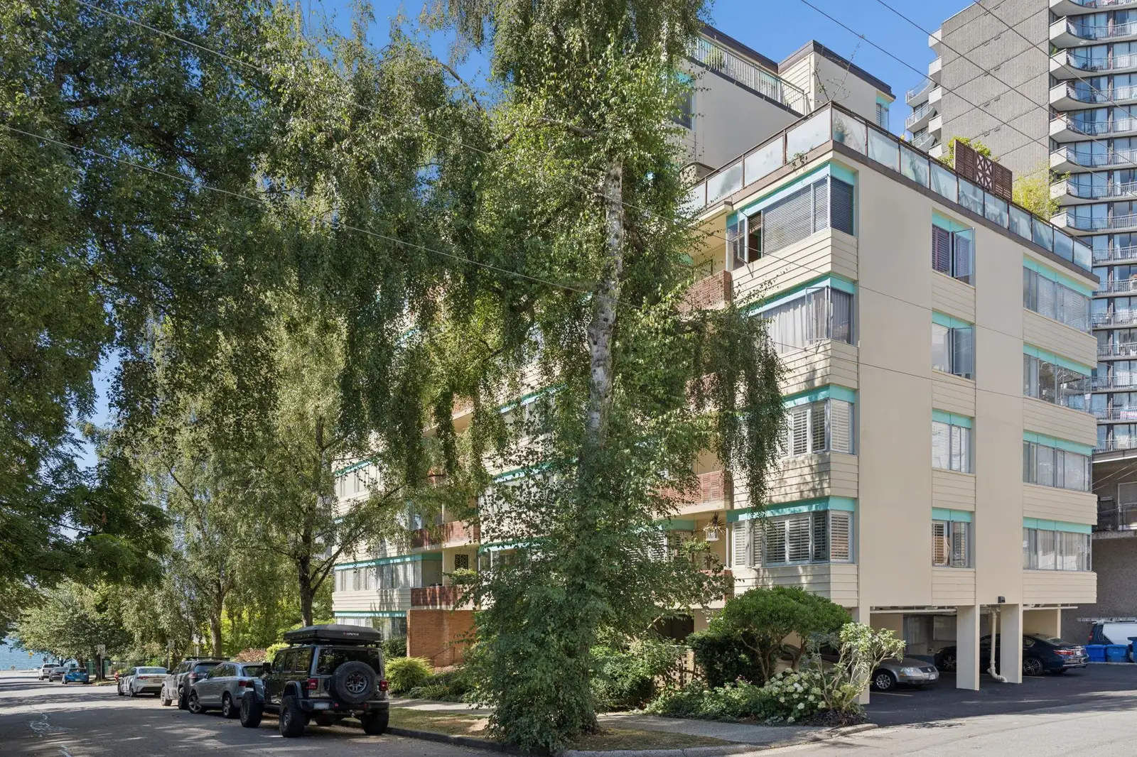 401 1315 CARDERO STREET, Vancouver BC V6G 2J2