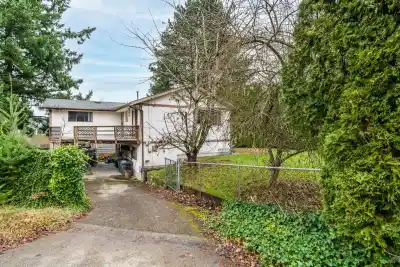 2751 153A STREET, Surrey BC V4P 1C1