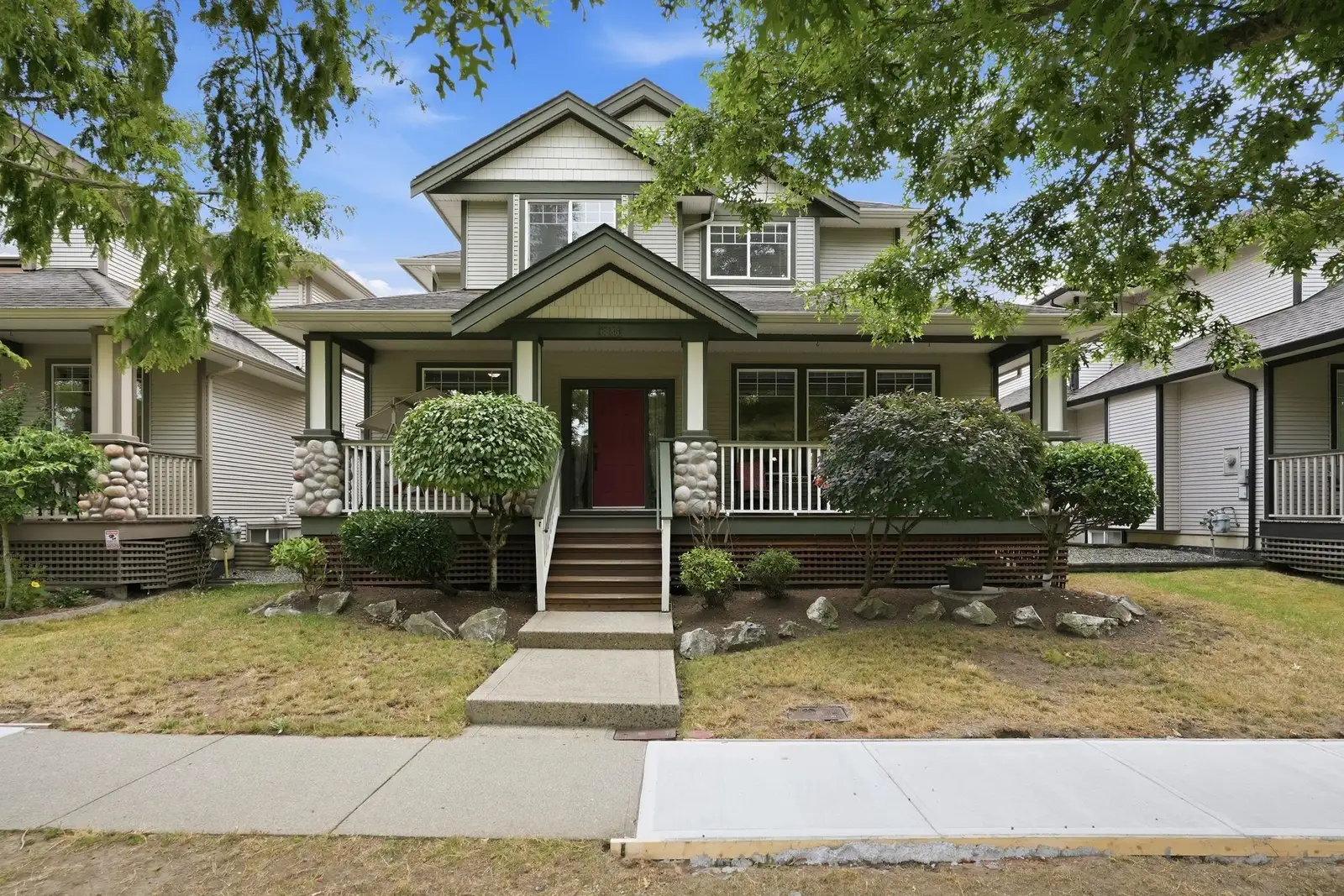 6888 189TH STREET, Surrey BC V4N 5K1
