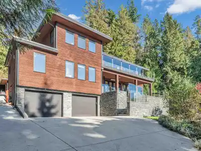 4742 CAULFEILD DRIVE, West Vancouver BC V7W 1G5