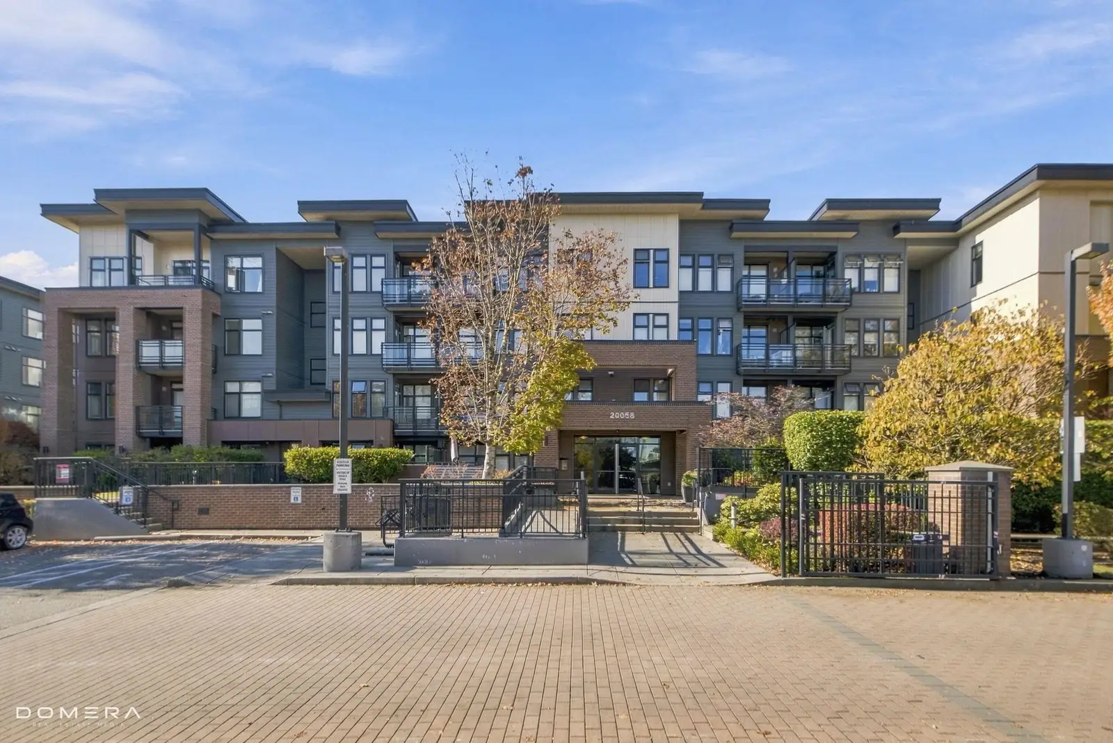 207 20058 FRASER HIGHWAY, Langley BC V3A 0E5