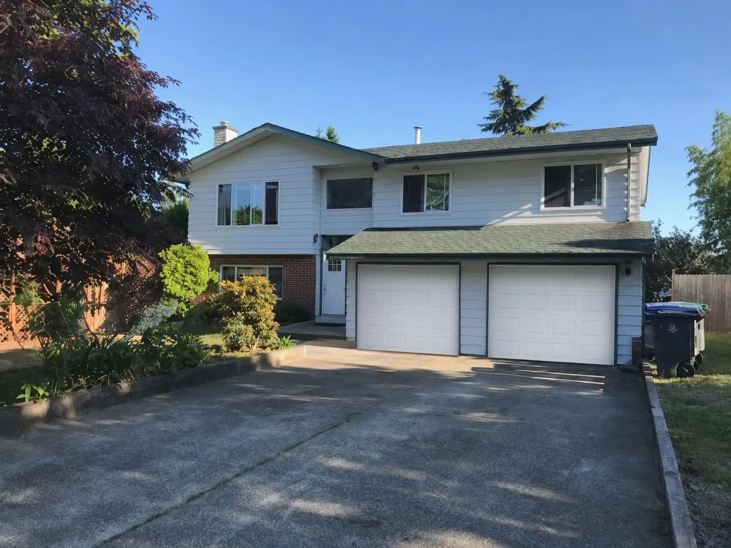 15342 21 AVENUE, Surrey BC V4A 6A7