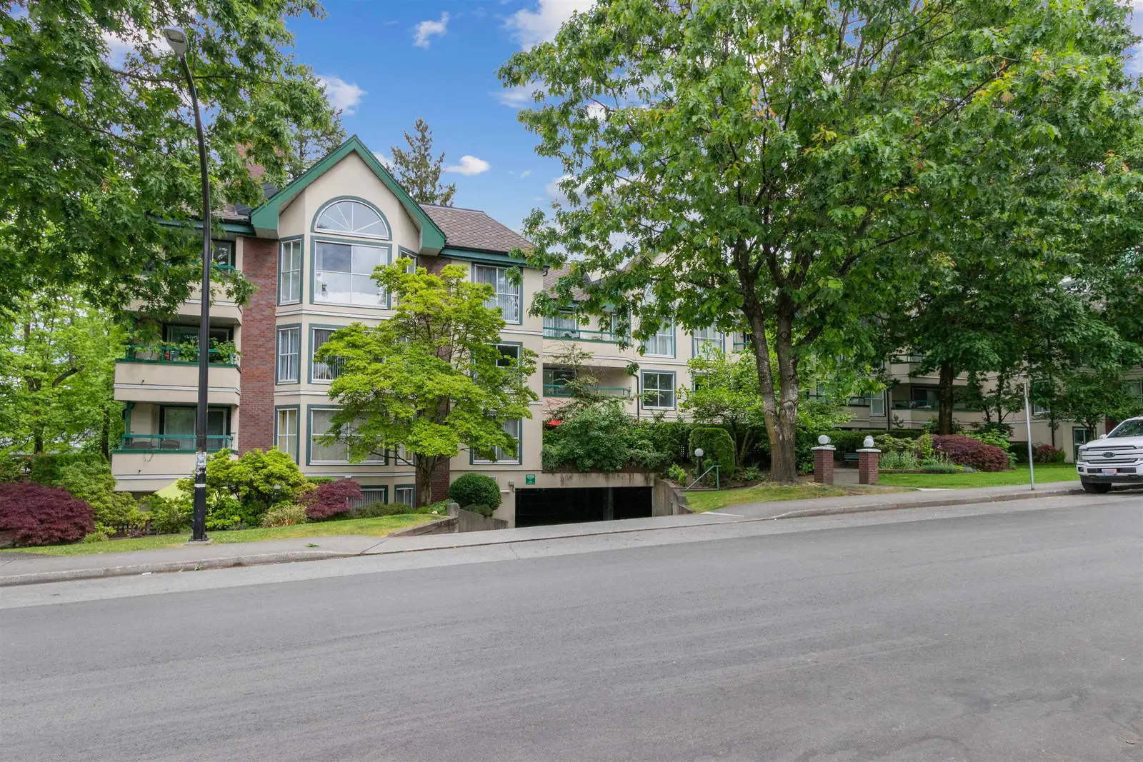 204 5656 HALLEY AVENUE, Burnaby BC V5H 2P8