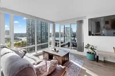 1501 455 BEACH CRESCENT, Vancouver BC V6Z 3E5