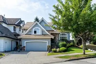 15730 34 AVENUE, Surrey BC V3Z 3Y4