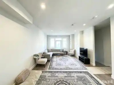 36 189 WOOD STREET, New Westminster BC V3M 0L7