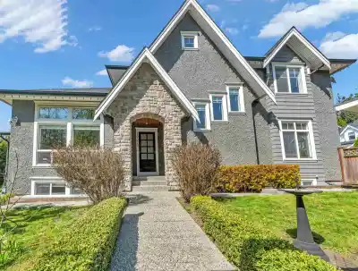 16329 8 AVENUE, Surrey BC V4A 1A3