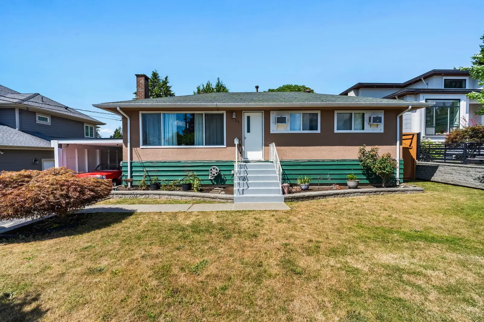 2119 MONTEREY AVENUE, Coquitlam BC V3K 2M5