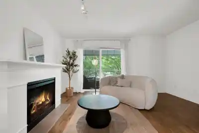 11 6555 192A STREET, Surrey BC V4N 0A2