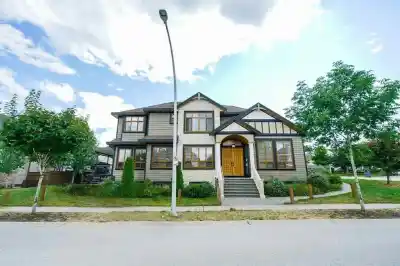 7532 144A STREET, Surrey BC V3S 0S3