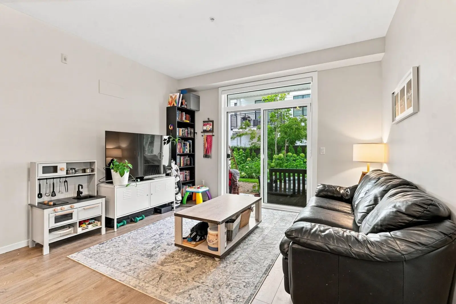 210 3319 148 STREET, Surrey BC V4P 0J2