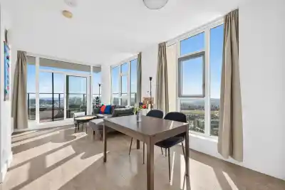 2807 7388 KINGSWAY, Burnaby BC V3N 0G9