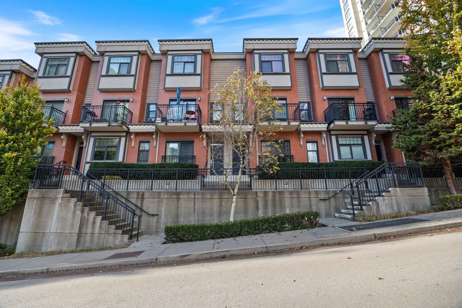 204 828 ROYAL AVENUE, New Westminster BC V3M 1J9