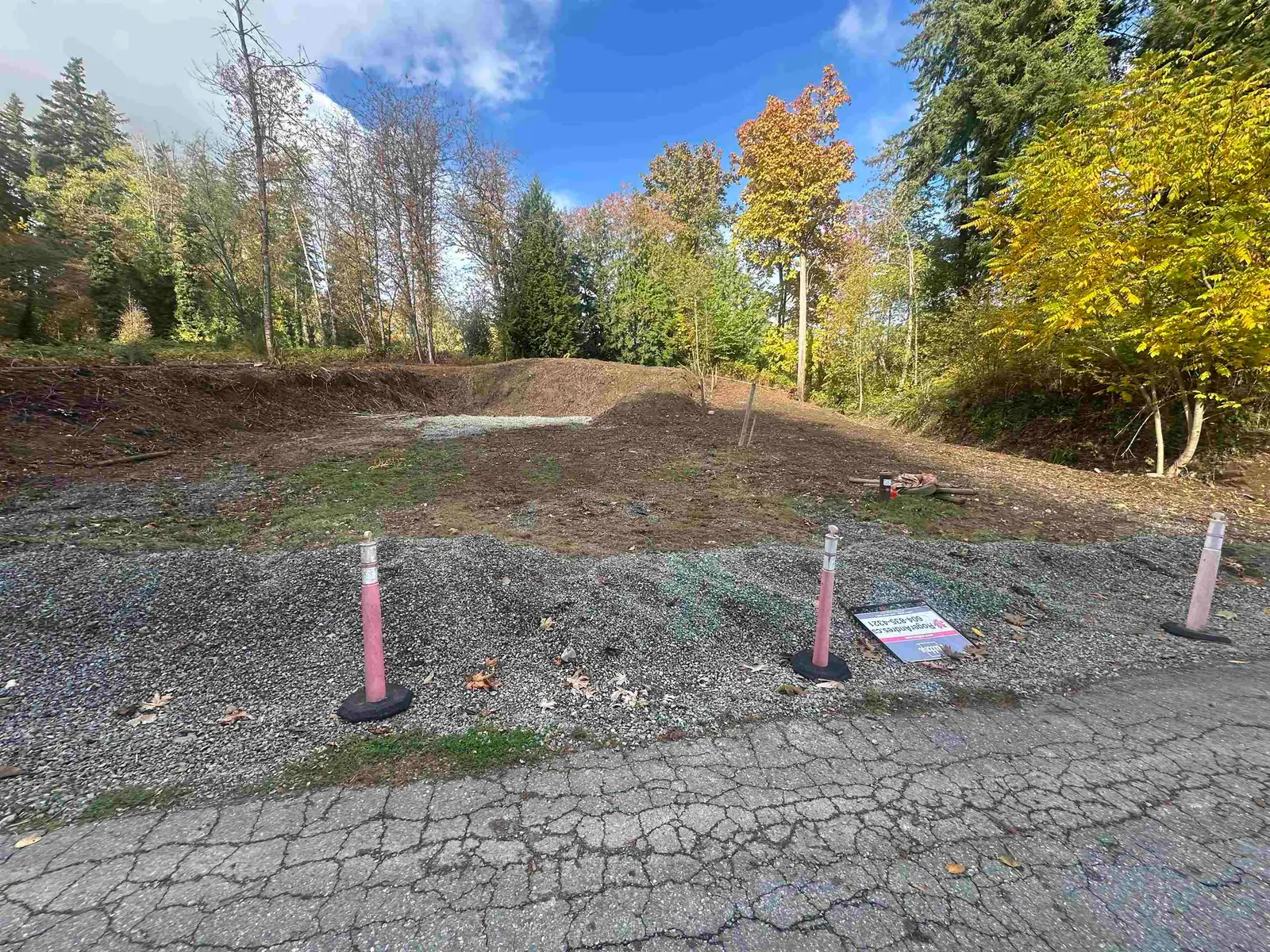 26861 OLIVER AVENUE, Maple Ridge BC V2W 1M4