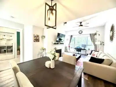 412 2960 PRINCESS CRESCENT, Coquitlam BC V3B 7P2