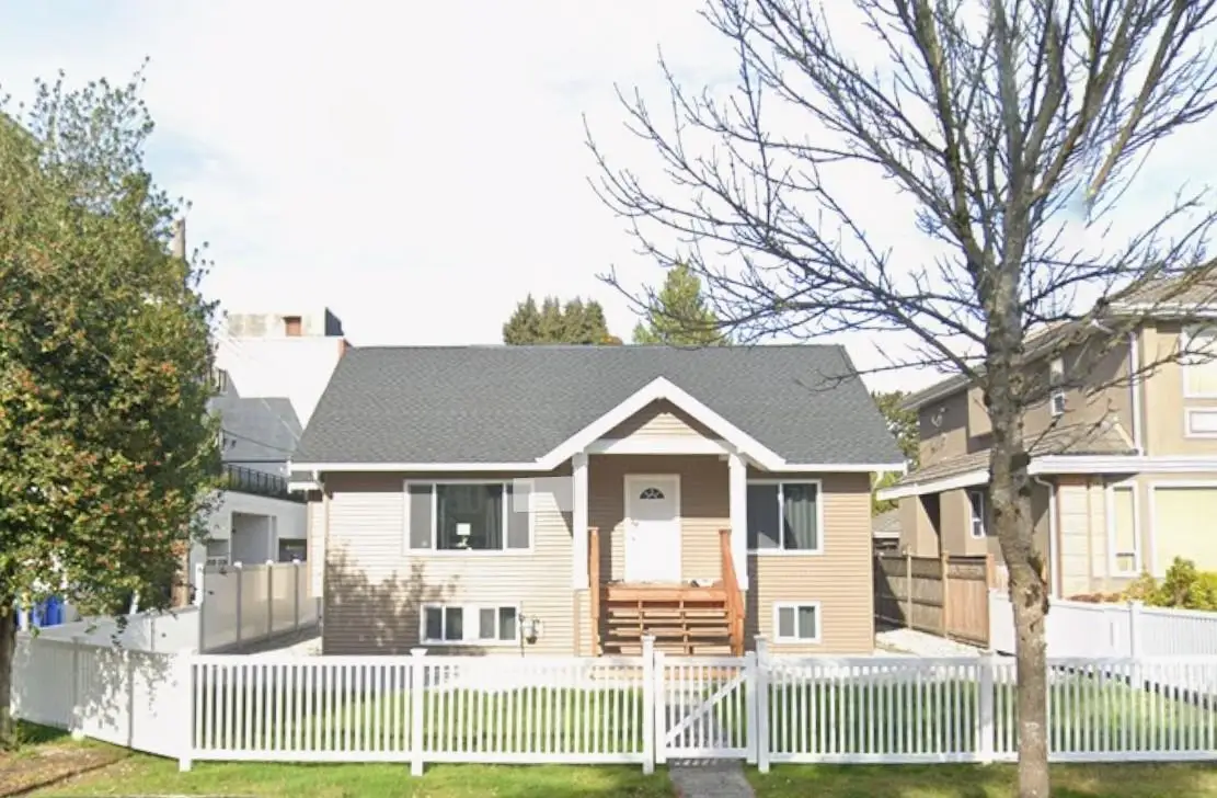 2079 W 46TH AVENUE, Vancouver BC V6M 2K8