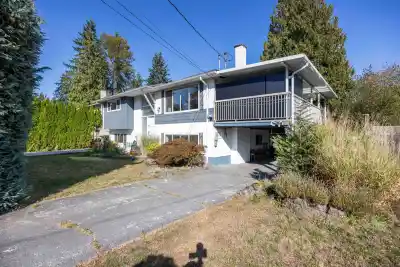 3648 VINCENT STREET, Port Coquitlam BC V3B 3T9