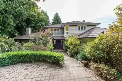 1340 PALMERSTON AVENUE, West Vancouver BC V7T 2H7