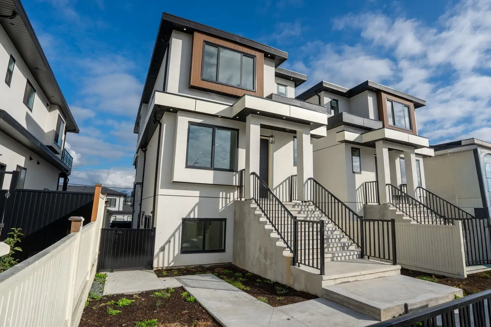 5685 LAUREL STREET, Burnaby BC V5G 1N4