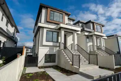 5685 LAUREL STREET, Burnaby BC V5G 1N4