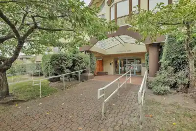 112 1009 HOWAY STREET, New Westminster BC V3M 6R1