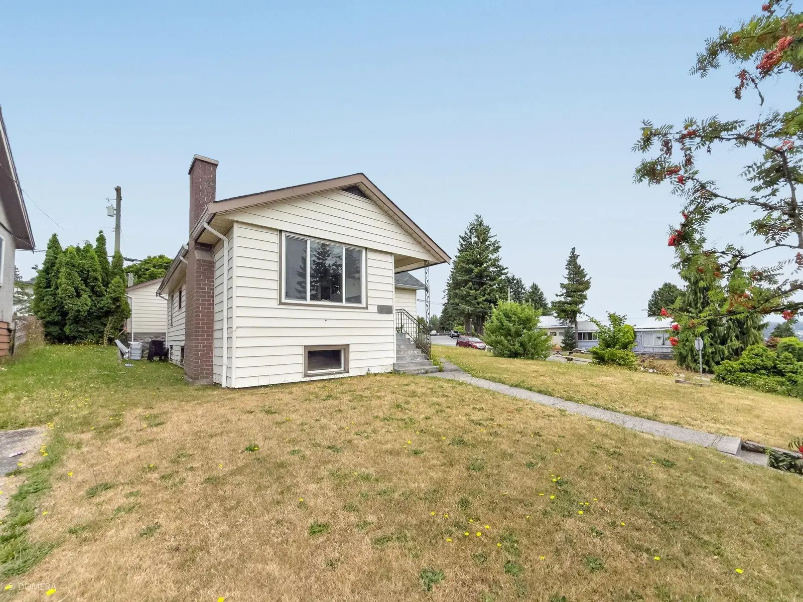 319 E EIGHTH AVENUE, New Westminster BC V3L 4K5