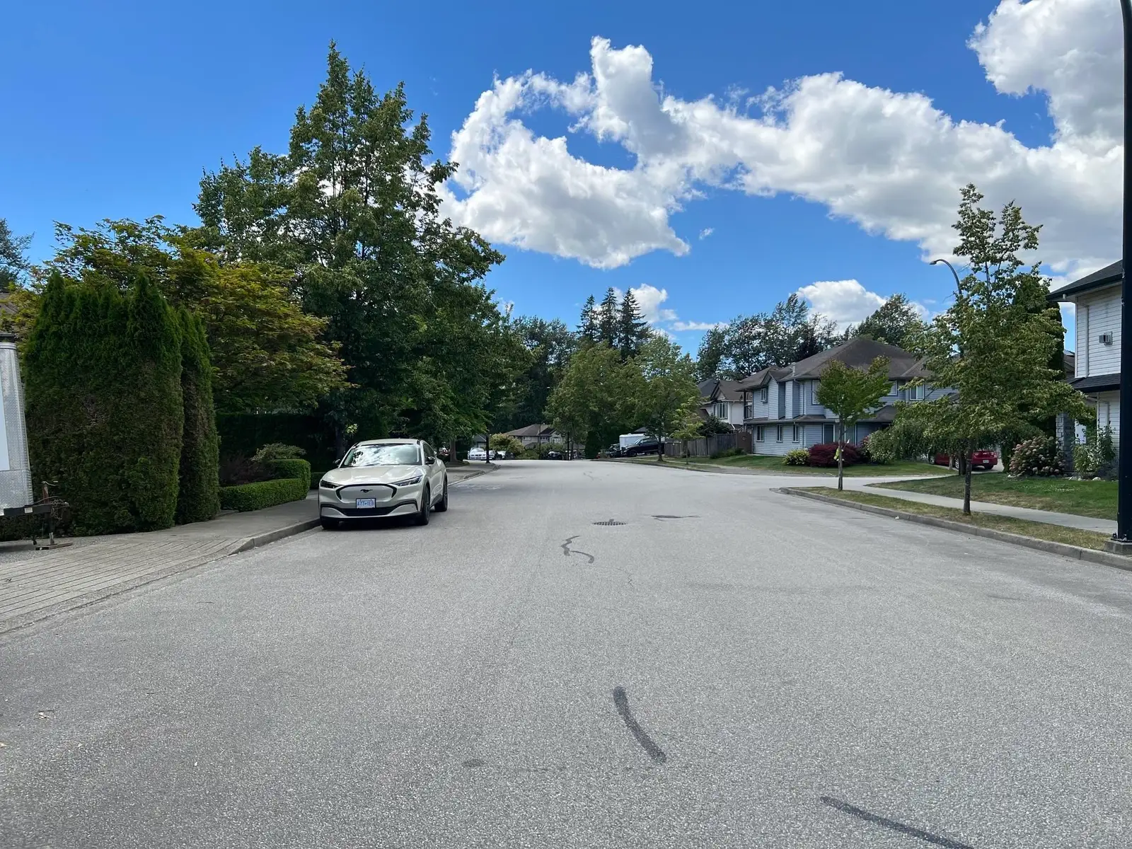23776 110 AVENUE, Maple Ridge BC V2W 1E7