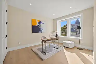 2 5115 BUXTON STREET, Burnaby BC V5H 1J7