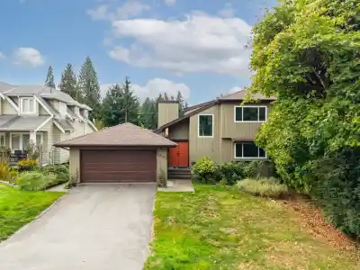2045 KIRKSTONE ROAD, North Vancouver BC V7J 3M9