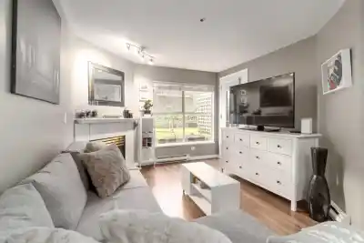 105 509 CARNARVON STREET, New Westminster BC V3L 5S4