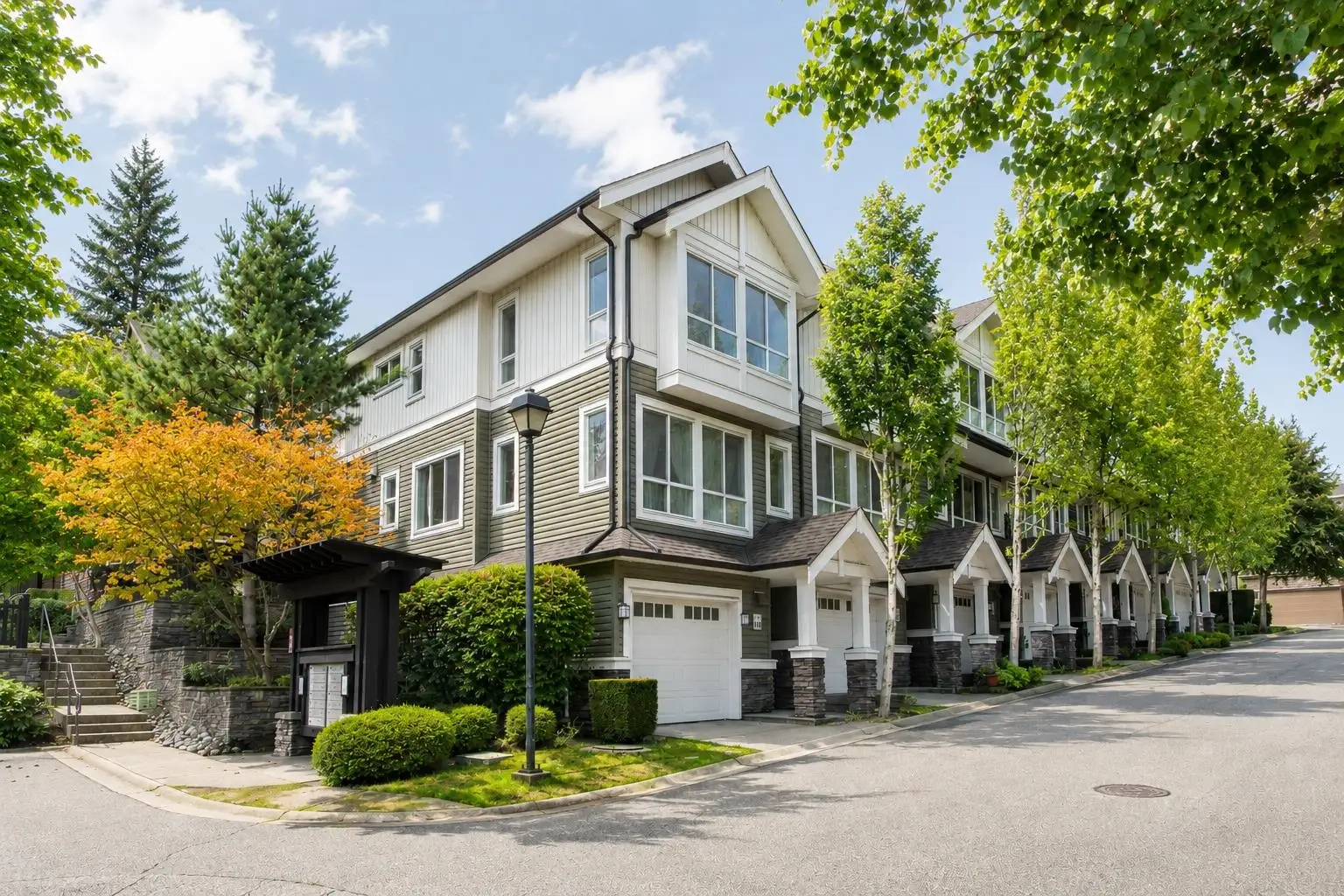 114 1460 SOUTHVIEW STREET, Coquitlam BC V3E 0G6
