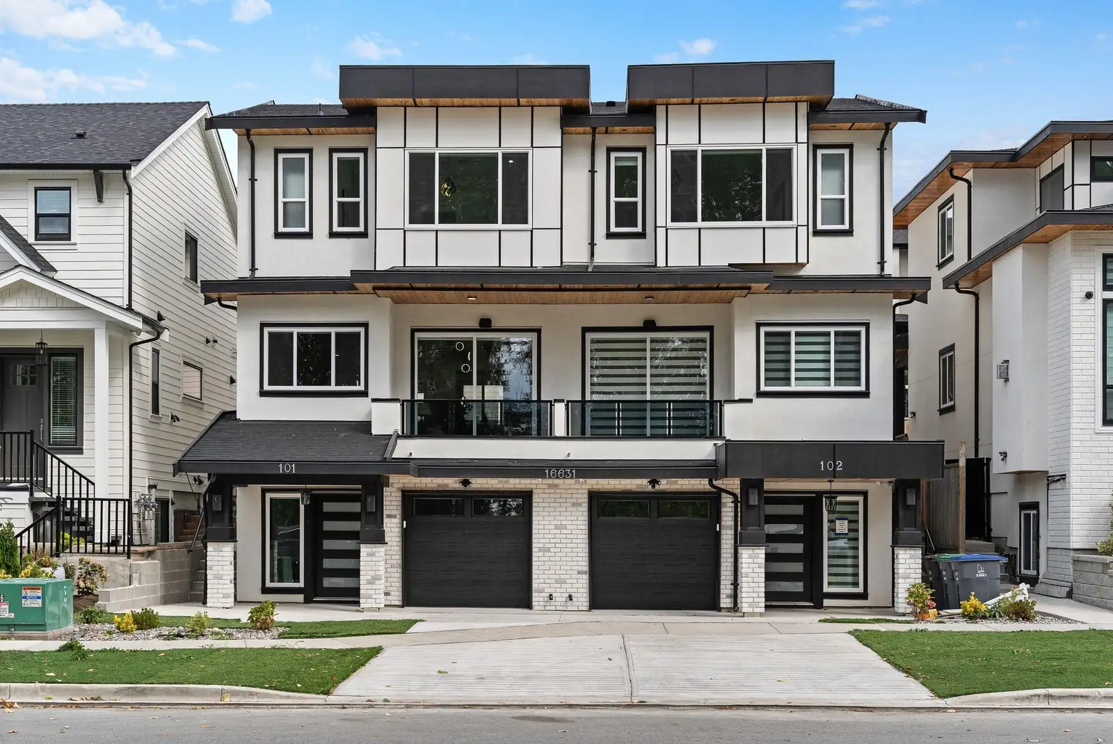 101 16631 18 AVENUE, Surrey BC V3Z 9X5