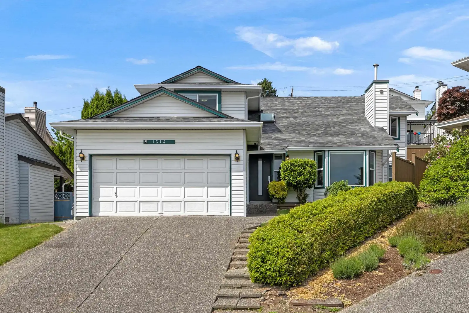 1314 DAIMLER STREET, Coquitlam BC V3B 6P4