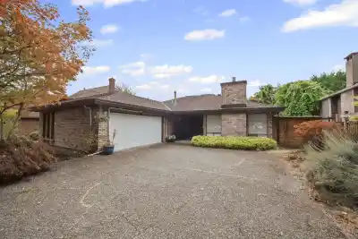 16108 13A AVENUE, Surrey BC V4A 6W5